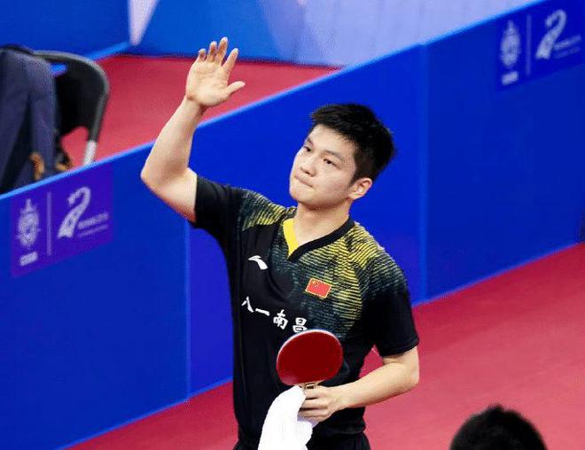 面下实现上 面下实现上